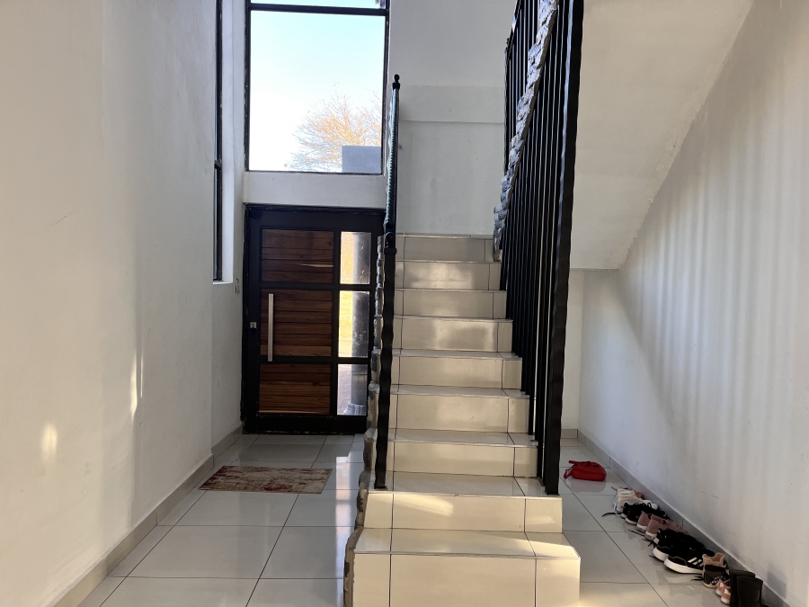 5 Bedroom Property for Sale in Wilkoppies North West